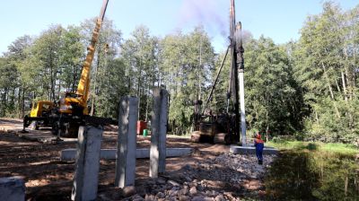 В Гродненском районе возводят новый мост на месте разрушенного ливнями