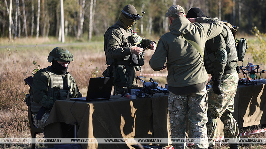 На полигоне "Брестский" прошли комплексные занятия с военнообязанными