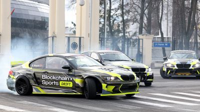 Центр столицы превратился в гоночный трек. В Минске продолжаются съемки ролика о дрифте