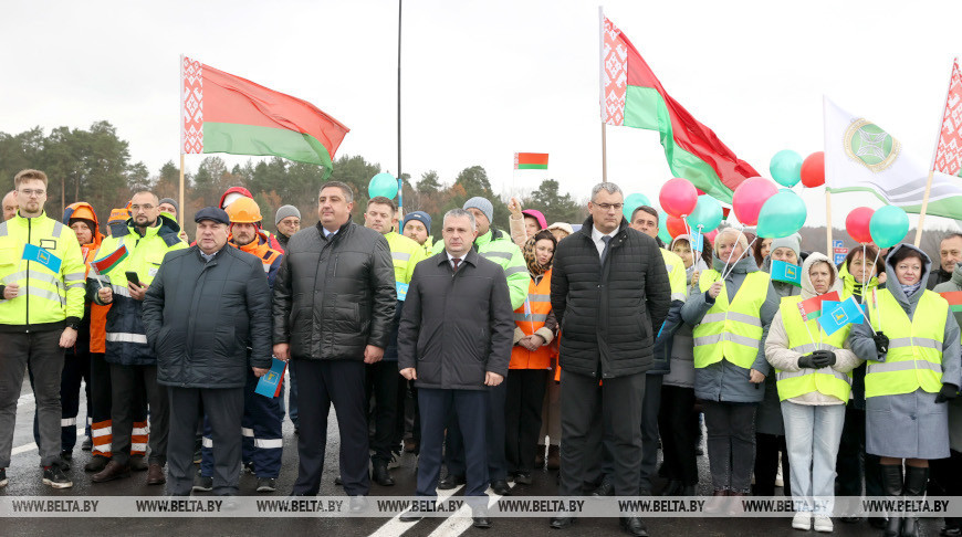 Движение на обновленном участке трассы М8 открыто к 7 ноября в Гомельском районе