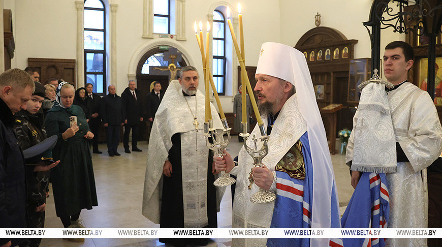 Митрополит Вениамин совершил панихиду в память жертв геноцида