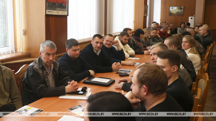 Встречи с трудовыми коллективами кандидатов в Президенты и их доверенных лиц проходят в Беларуси