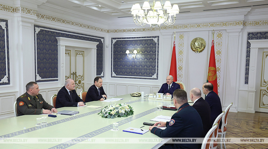 Лукашенко собрал совещание по торговле с зарубежными партнерами