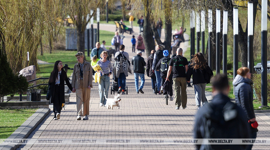 Весенний день в городах Беларуси  
