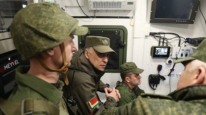 Особое внимание - радиоэлектронной борьбе и беспилотной авиации. Вольфович о проверке боевой готовности