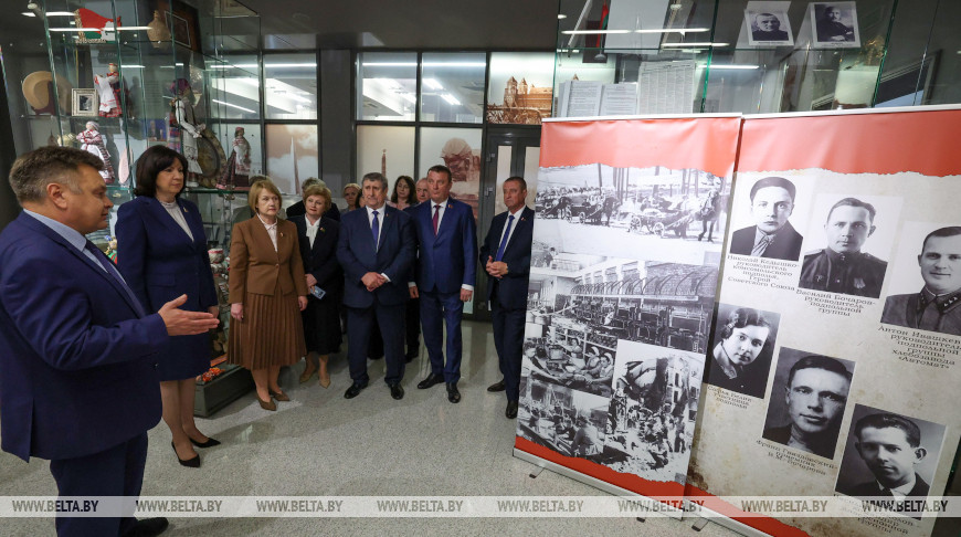 Экспозиция "Хлеб - невидимая сила Победы" открылась в Совете Республики Экспозиция "Хлеб - невидимая сила Победы" открылась в Совете Республики