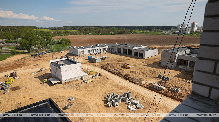 Новые этажи, подготовка первого корпуса к приему оборудования. Как идет строительство горбольницы в Гродно