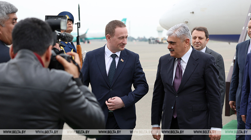 Турчин прибыл с официальным визитом в Азербайджан