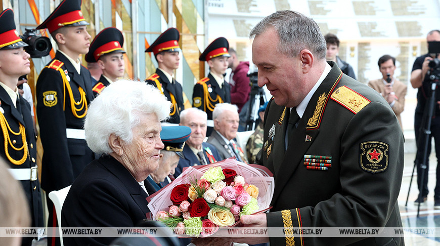 Хренин: память о подвиге ветеранов - часть нашей национальной идеи