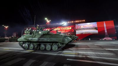 Генеральная репетиция военного парада к 80-летию Победы прошла у стелы "Минск - город-герой"