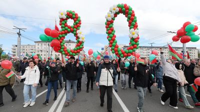 "Шествие поколений", военный парад, интерактивные площадки. В Витебске отмечают День Победы