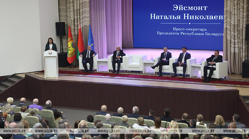 Книгу "Наш Президент" презентовали в Шклове