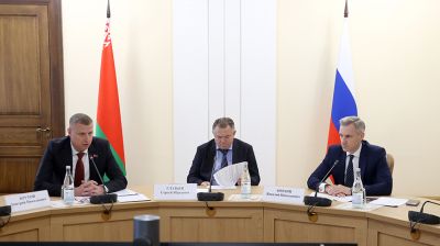 Крутой призвал вывести сотрудничество со Смоленской областью на самый высокий уровень