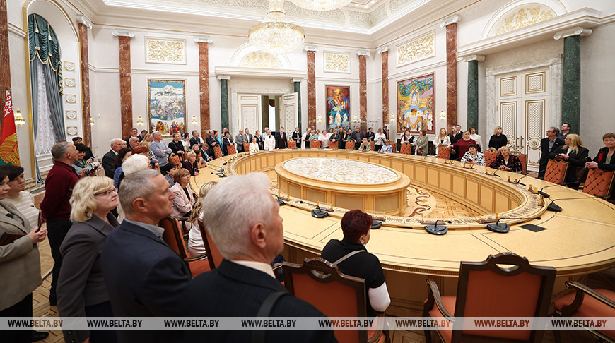 Во Дворце Независимости на экскурсии побывали представители ГТК