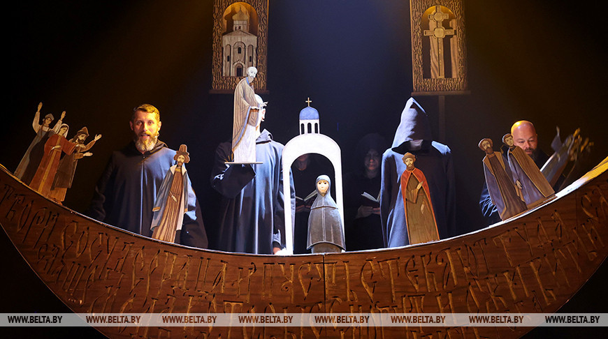 Брестский театр кукол представил в Полоцке спектакль о преподобной Евфросинии