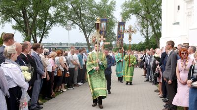 День памяти Преподобной Евфросинии Полоцкой. Тысячи верующих объединил Крестный ход