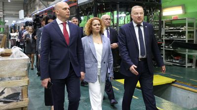 Калининградская делегация посетила "БКМ Холдинг" и МАЗ