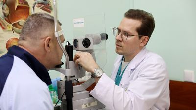 Врач года. Михаил Панес внедряет новейшие методы в области микрохирургии