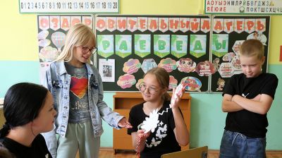 Лето с пользой. Как проходит день в школьном лагере Гомельского района