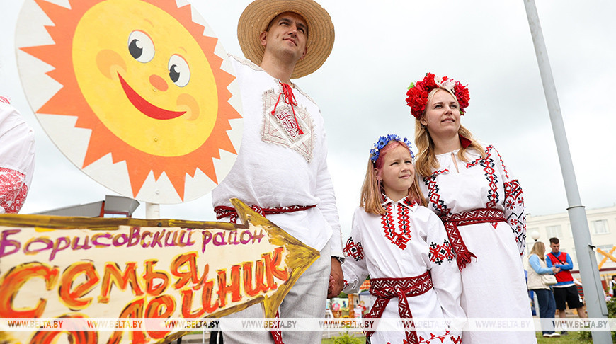 Счастливы жить в деревне. В Воложине выбирают лучшую сельскую семью Минской области