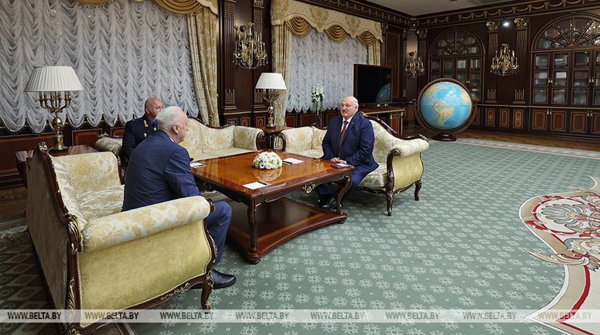 Лукашенко встретился с председателем Следственного комитета России