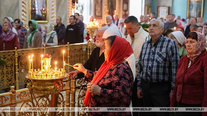 Всебелорусская молитва за мир прозвучала во всех храмах Беларуси Всебелорусская молитва за мир прозвучала во всех храмах Беларуси