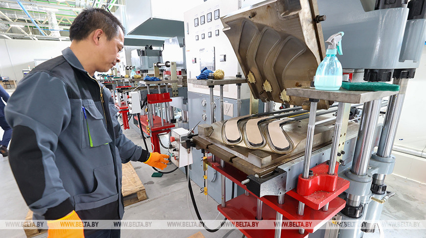 Журналисты ознакомились с производством резидентов "Великого камня"
