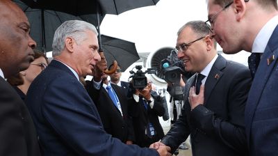 Президент Кубы прибыл с официальным визитом в Беларусь