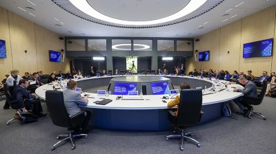 ЕЭФ: деловая программа форума продолжается