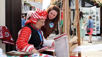 Торговая ярмарка регионов Беларуси и России начала работу в Нижнем Новгороде