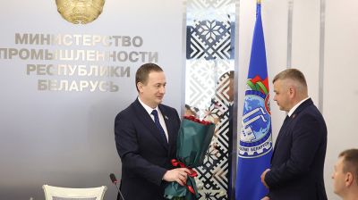 Нового руководителя представили коллективу Минпрома