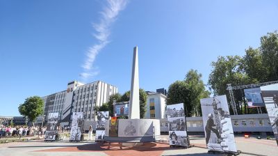 Монумент в честь присвоения звания СНГ "Город трудовой славы" открыли в Барановичах