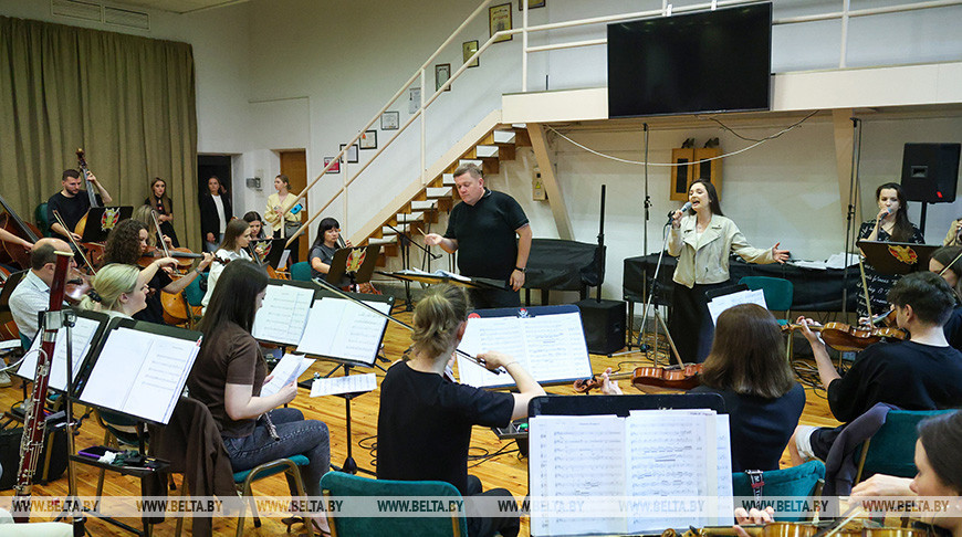 В Минске проходят репетиции участников взрослого конкурса "Славянский базар" 