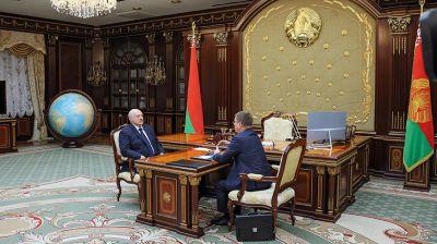 Лукашенко: профсоюзы должны быть мощной базой для поддержания стабильности в белорусском обществе