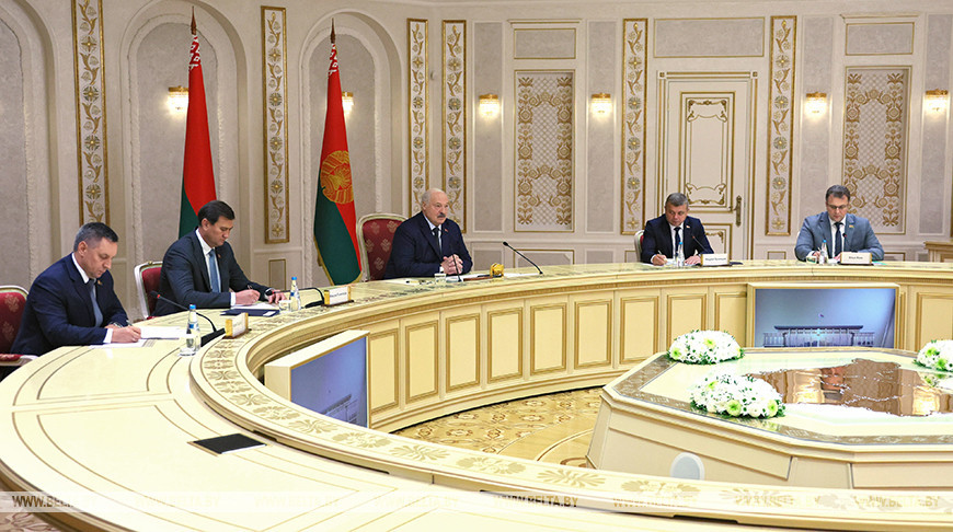 Лукашенко встретился с губернатором Самарской области России