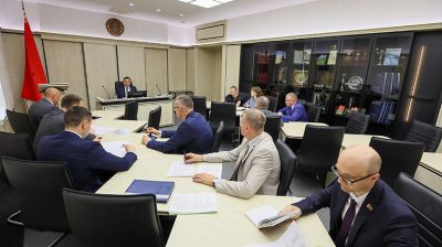 Объективно и комплексно. Как планируется оценивать работу идеологической вертикали