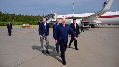 Лукашенко прибыл с рабочим визитом в Россию