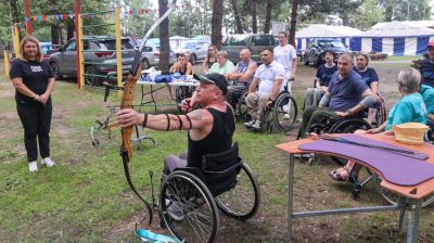 "Полесские зори" собрали на берегу Припяти более 10 команд колясочников из Беларуси и России