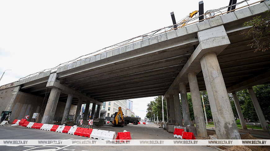 Движение по обновленному путепроводу на пр. Независимости в Минске запустят до конца текущего года