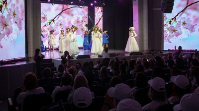Финал конкурса БСЖ "Дзявочы вянок міру" стартовал в Жодино