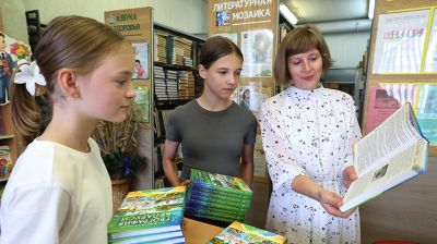 В школах идут последние приготовления к началу нового учебного года 