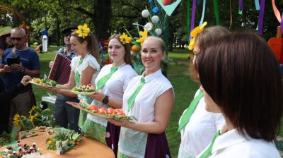 В Шклове вкусно и весело отметили День огурца 