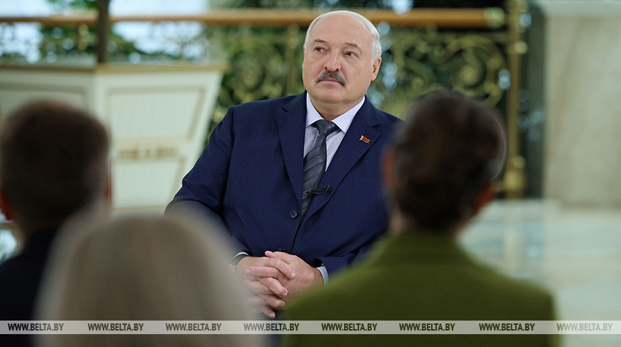 Лукашенко пообщался с белорусскими журналистами после интервью Медиакорпорации Китая