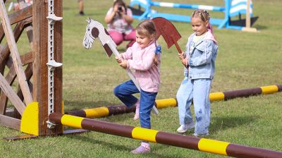 Спортивно-семейный фестиваль "Конная фиеста" состоялся в Бресте