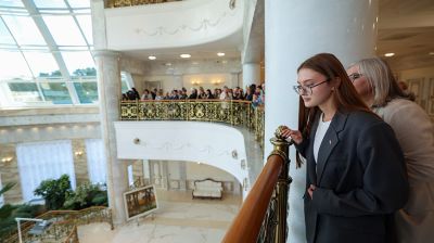 Дворец Независимости с экскурсией посетили работники "Гродно Азот"