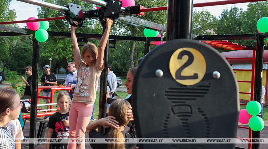 В Горках открыли многофункциональную спортивную площадку