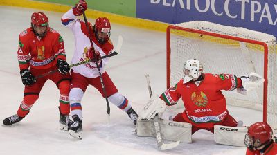 Юниорская сборная Беларуси по хоккею уступила команде России