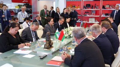 В товарообороте Беларуси и Узбекистана 16% приходится на легкую промышленность