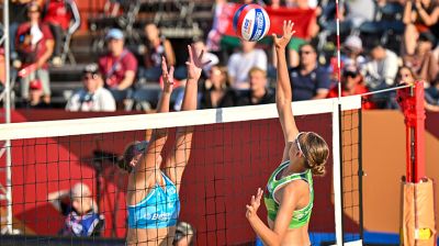 Белорусские волейболистки стали первыми в группе на международном турнире в столице