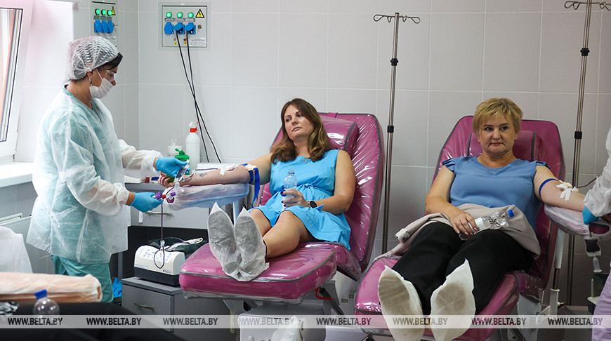 Представительницы БСЖ присоединились к акции по сдаче крови